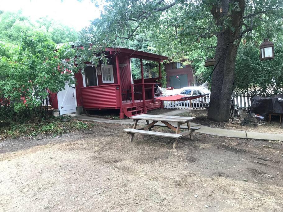 Cozy, Cheerful & Charming Cabin - Historic Julian Exterior foto